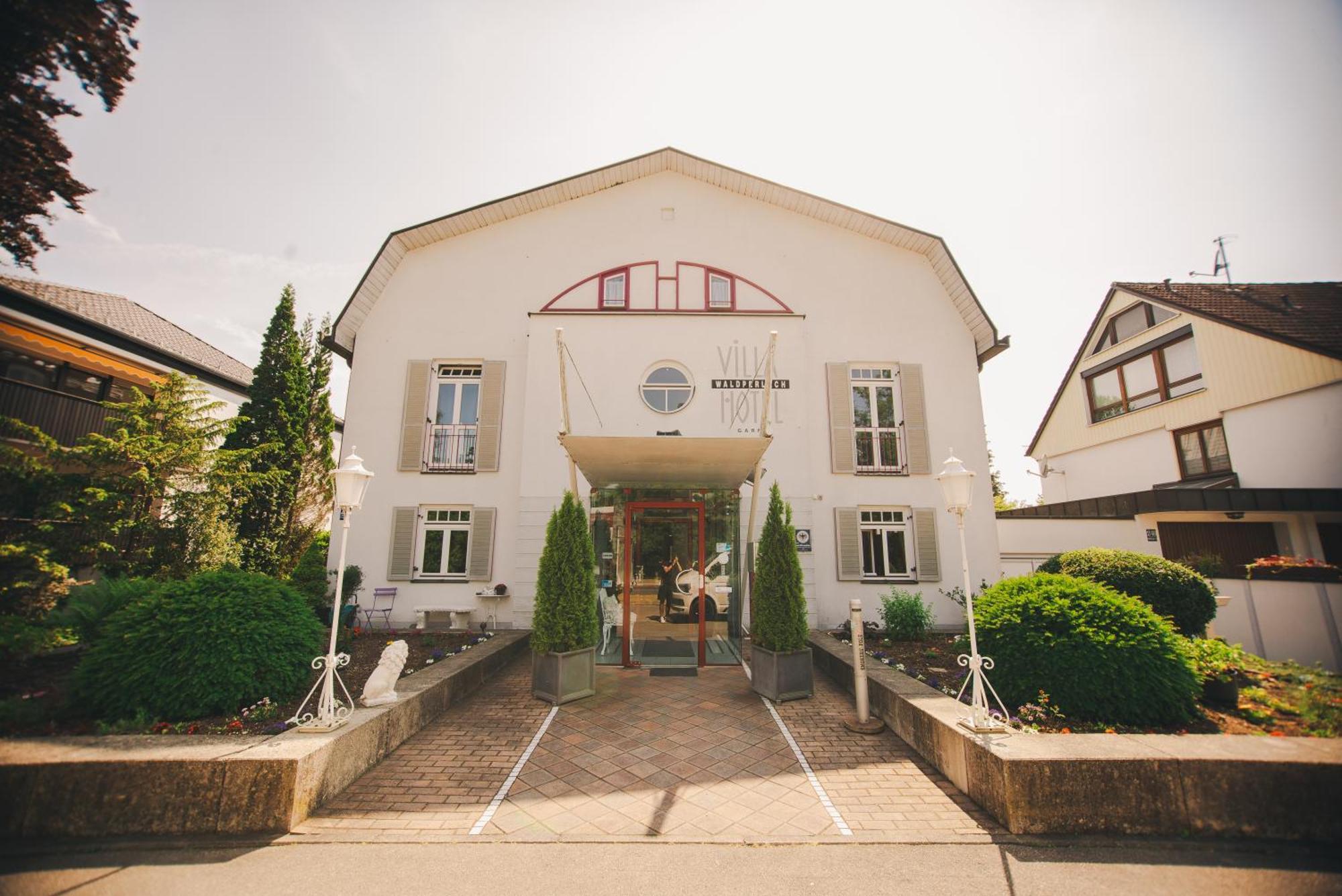 Villa Waldperlach By Blattl Munique Exterior foto