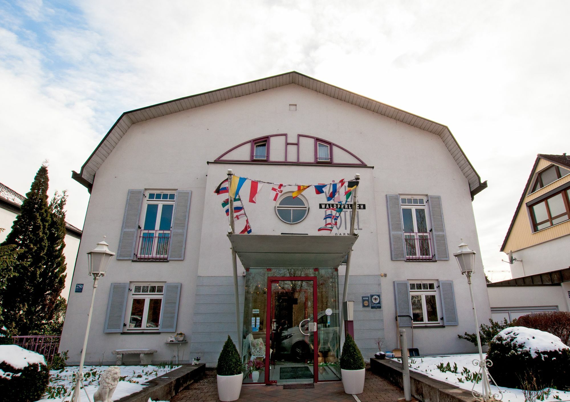 Villa Waldperlach By Blattl Munique Exterior foto